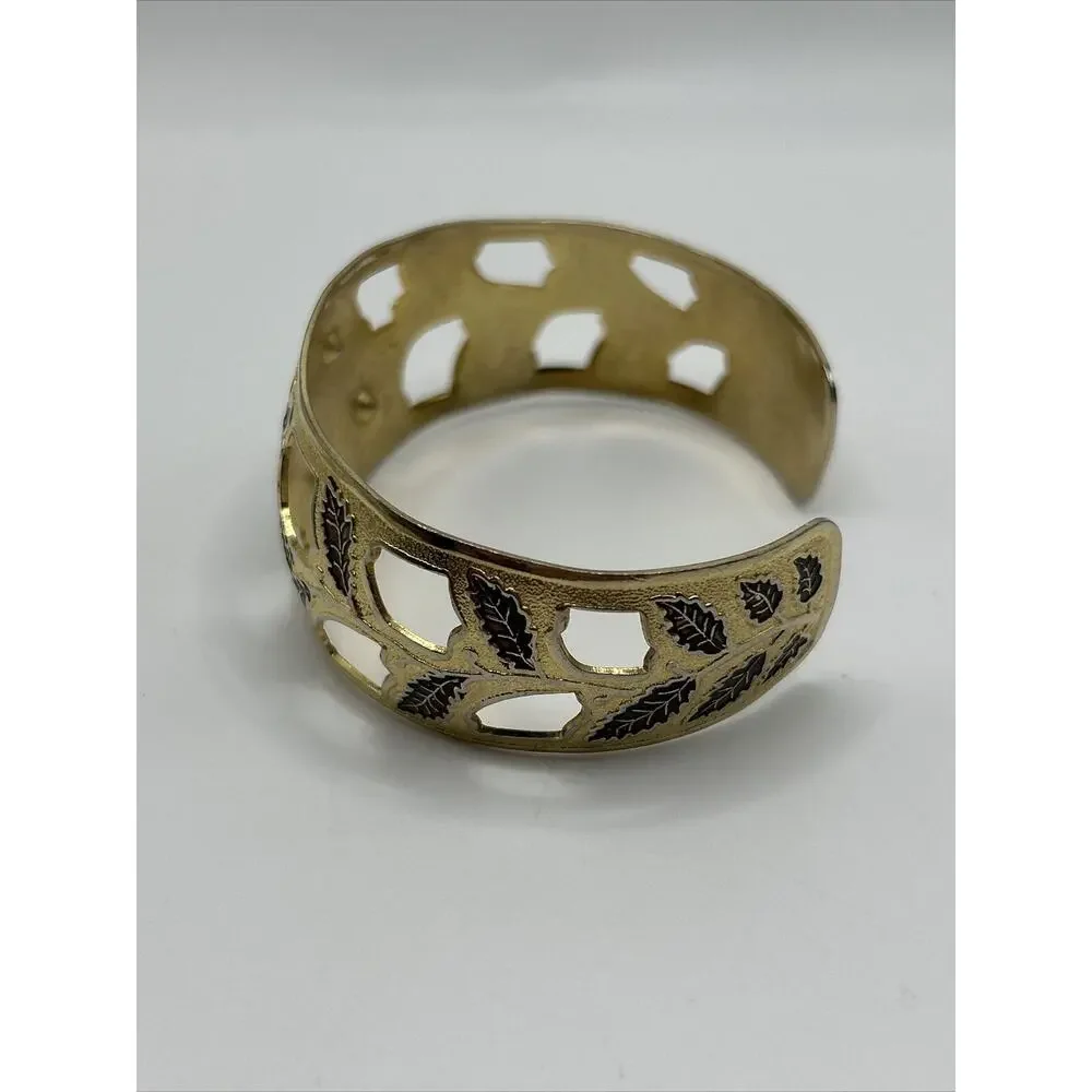 Vintage Gold Tone Floral Enamel Cut Outs‎ Cuff Bracelet Unsigned Fashion